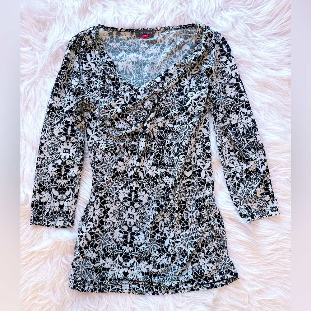 Vince Camuto Top